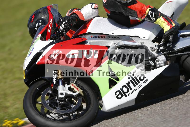 /Archiv-2024/29 12.06.2024 MOTO.CH Track Day ADR/Gruppe gelb/98